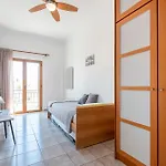 Apartment Beachside Retreat, Steps To Kos-Stadt