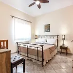 Beachside Retreat, Steps To Apartment