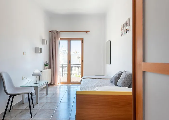 Beachside Retreat, Steps To İstanköy