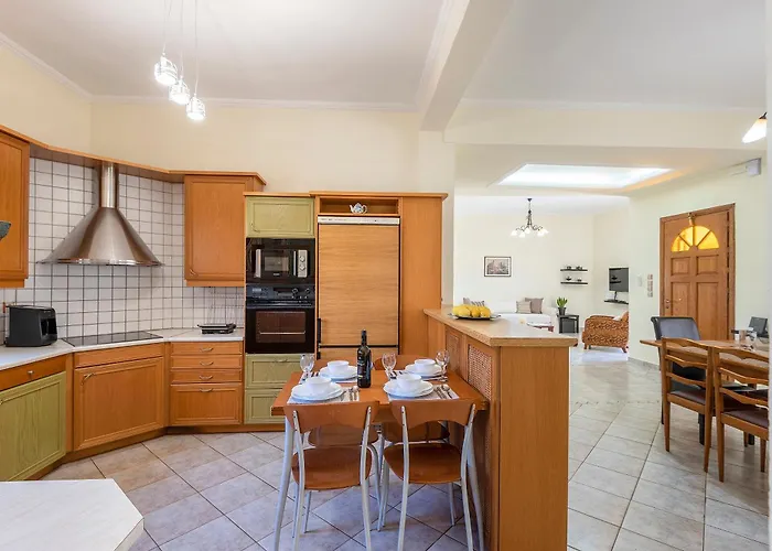 Beachside Retreat, Steps To *