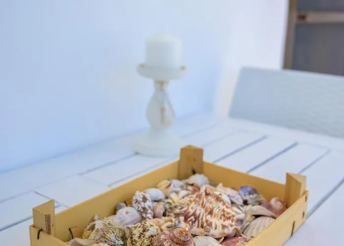 Beachside Retreat, Steps To アパート