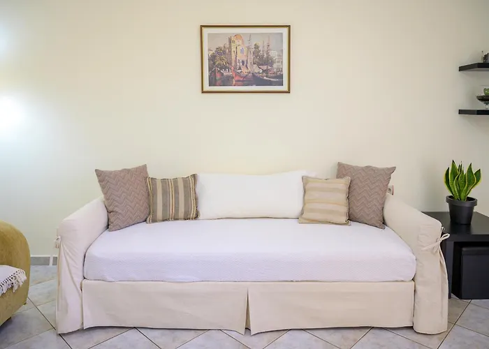 Beachside Retreat, Steps To *