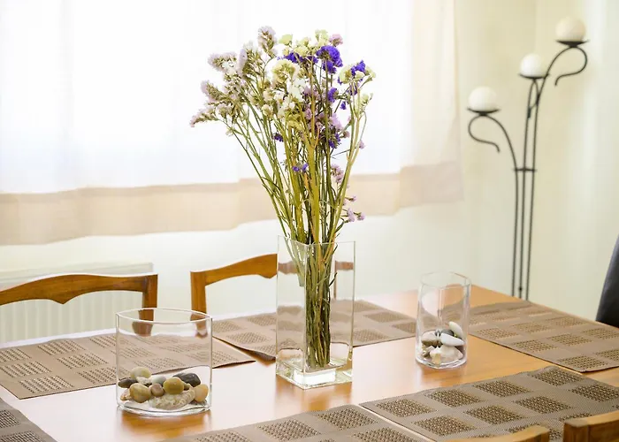 Daire Beachside Retreat, Steps To