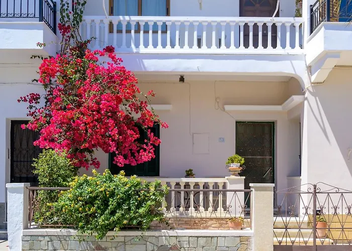 Beachside Retreat, Steps To * Kos Town