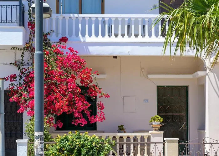 Beachside Retreat, Steps To * Kos Town